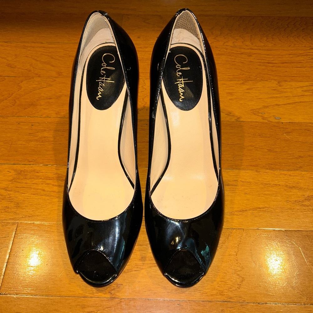 Cole Haan Nike Air Black Patent Leather Peep Toe Heels Size 11, runs small